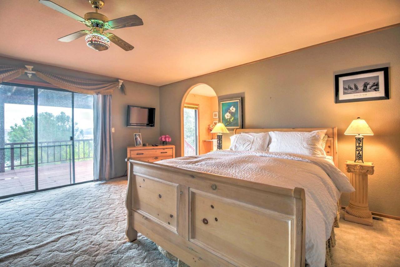 Spacious Kelseyville Home With Large Lakefront Deck! Ngoại thất bức ảnh